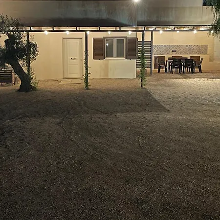 Oda ve Kahvaltı Jonica 3*